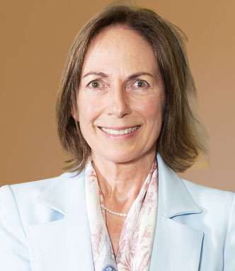 Lindy Tallis Director Webshot2